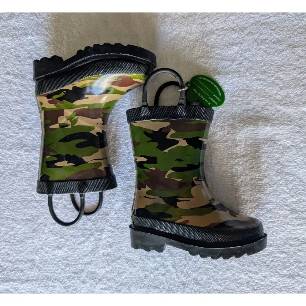 Western Chief Camo Rain Boots Size 5 Kids Waterproof Rubber Frog Charm
